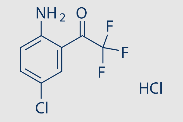 4-Chloro-2-(trifluoroacetyl)aniline hydrochloride